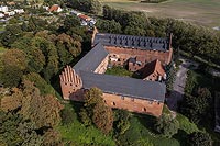 Zamek w Barcianach - Zdjcie lotnicze, fot. ZeroJeden, IX 2021