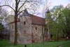 Zamek w Chobieni - Widok od poudniowego-zachodu, fot. ZeroJeden, IV 2002
