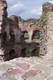 Zamek w Czorsztynie - Mury drugiej kondygnacji budynku z przejazdem bramnym na zamek redni, fot. ZeroJeden, V 2001