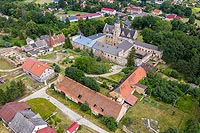 Zamek w Gorzanowie - Zdjcie lotnicze, fot. ZeroJeden, VII 2019