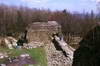 Zamek w Lanckoronie - Poudniowy fragment murw obwodowych, fot. ZeroJeden, V 2000
