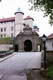 Zamek w Winiczu Nowym - Brama wjazdowa, fot. ZeroJeden, VI 2000